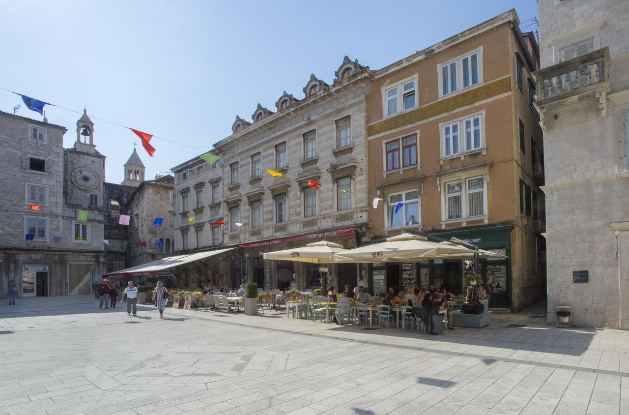 Old Square View Apartment Split Dış mekan fotoğraf